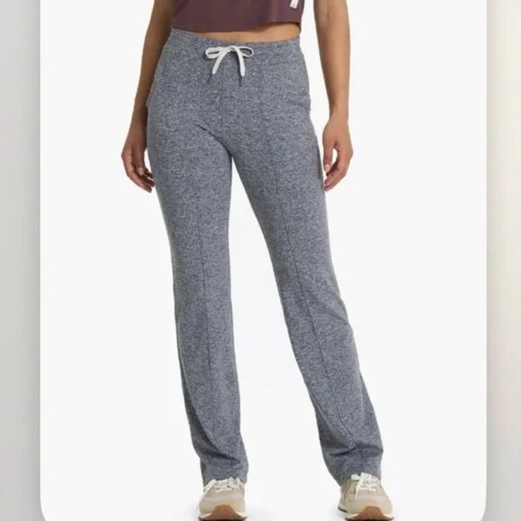 Vuori Halo Wide Leg Flare DreamKnit Drawstring Pants Heather Grey Gray Size M - Picture 1 of 13